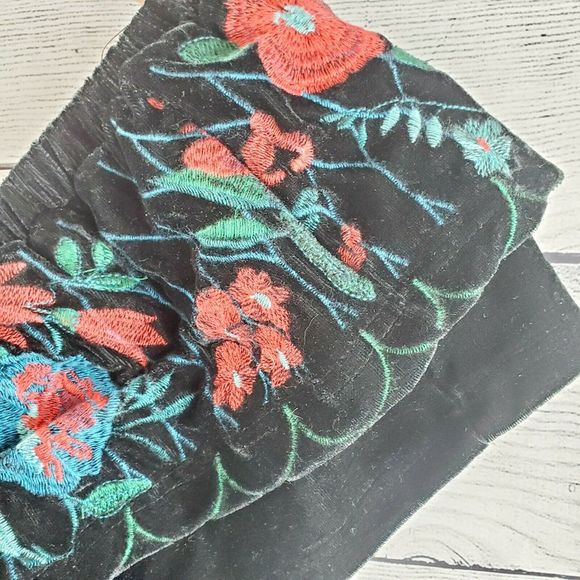 Umgee Off Shoulder Velvet Dress C0343 Sz Med NWT - Picture 4 of 6